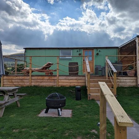 Bespoke Luxury Huts With Hot Tubs. Located In The Black Mountains. Llanveynoe Bagian luar foto